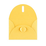 Omotnice s leptirima