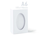 Bijele trostruko preklopne kartice s ovalnim otvorom – pakiranje