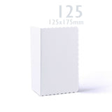 Bijele kartice i omotnice s valovitim rubom – pakiranje